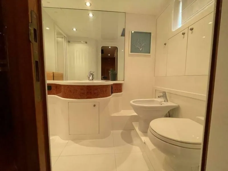 Slide: The Image of Master Head - port - 5916081