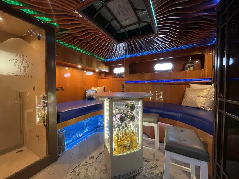 Slide: The Image of Aft Cabin - 5916100