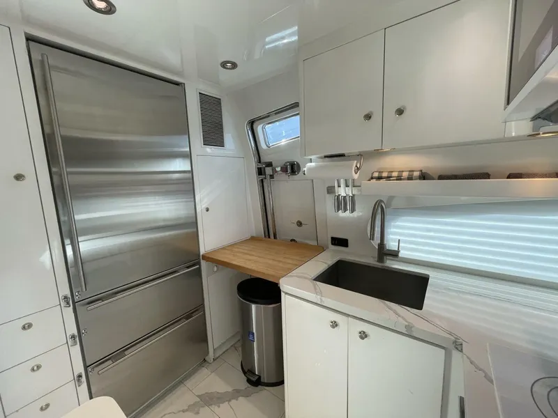 Slide: The Image of Sub Zero - 5916494