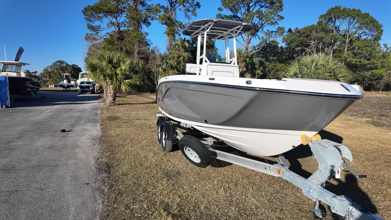 Slide: The Image of Yamaha 222 FSH Sport 2025 - 26