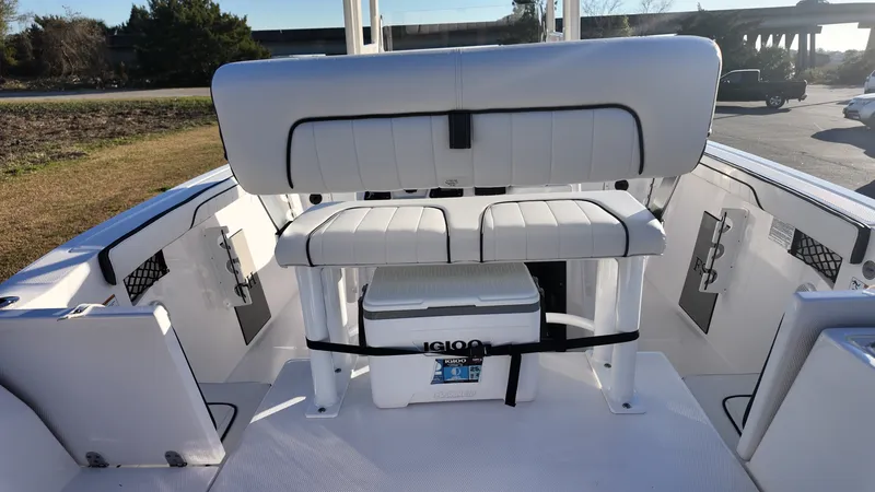 Slide: The Image of Yamaha 222 FSH Sport 2025 - 9