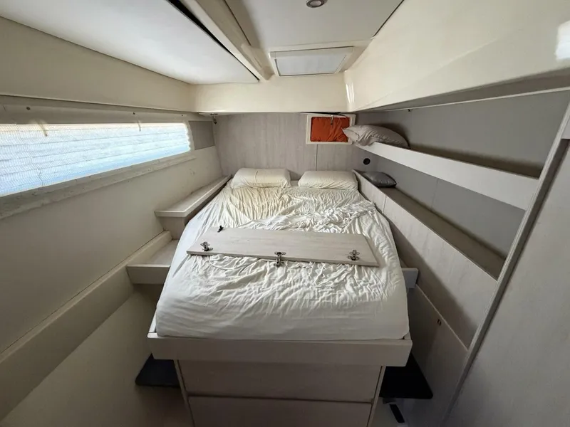 Slide: The Image of Leopard 48 2015 - 5913559