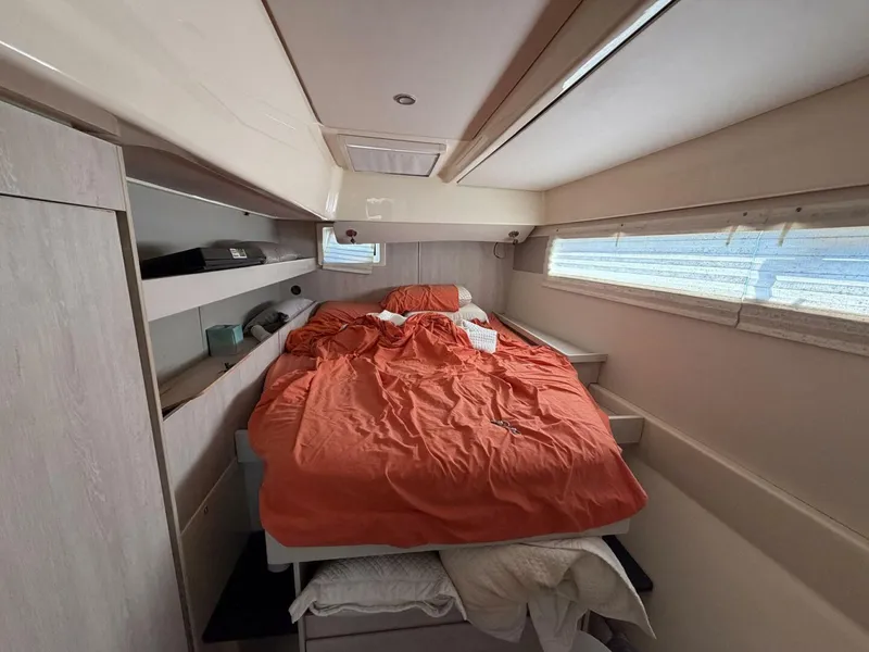 Slide: The Image of Leopard 48 2015 - 5913566