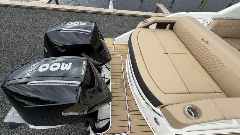 Slide: The Image of Sea Ray SLX 310 OB 2023 - 5981974