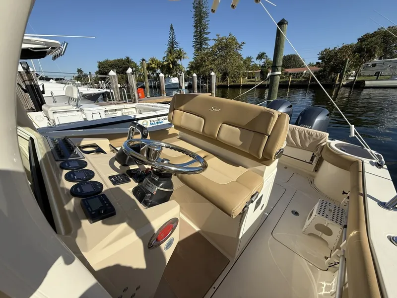 Slide: The Image of Scout 275LXF 2017 - 7141589
