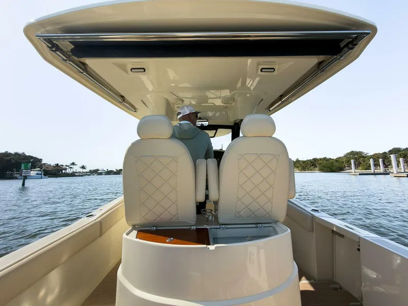 Slide: The Image of Chris-Craft Catalina 30 2019 - 5913715