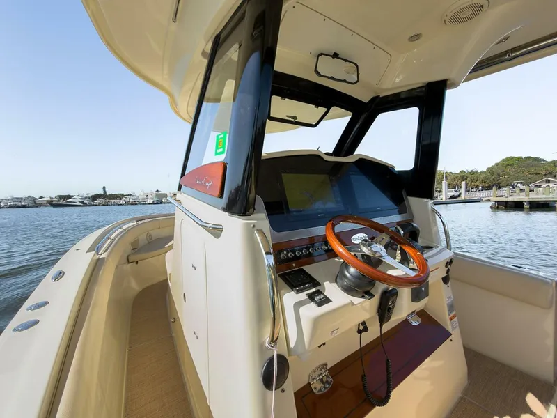 Slide: The Image of Chris-Craft Catalina 30 2019 - 5913718