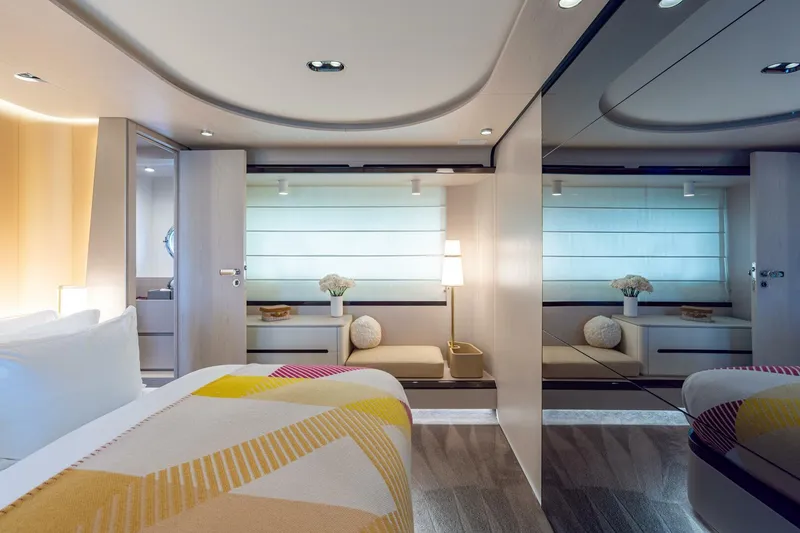 Slide: The Image of Azimut 78 2022 - 5925270