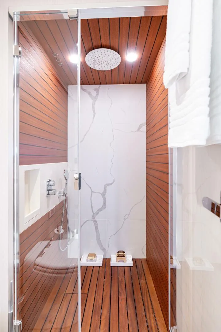 Slide: The Image of Azimut 78 2022 - 5925265