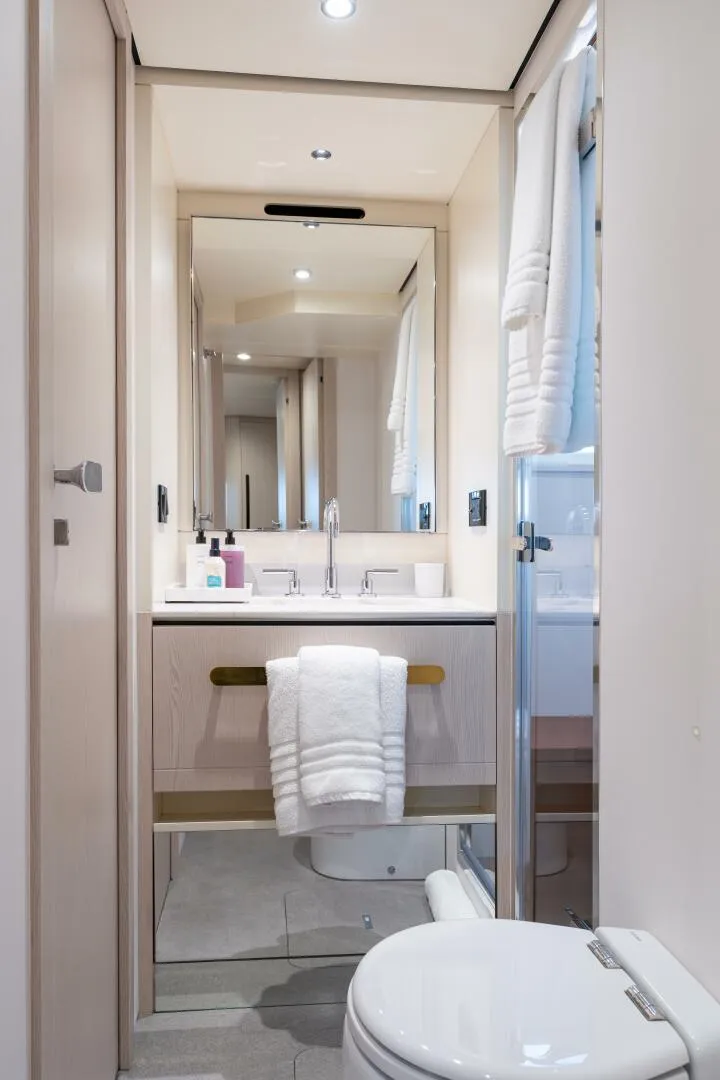 Slide: The Image of Azimut 78 2022 - 5913804