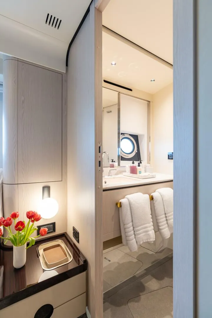 Slide: The Image of Azimut 78 2022 - 5913808