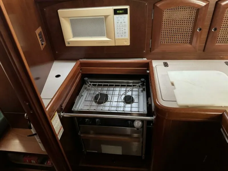 Slide: The Image of Beneteau 381 1999 - 5913933