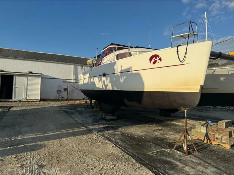 Slide: The Image of Lagoon 380 2004 - 5913948