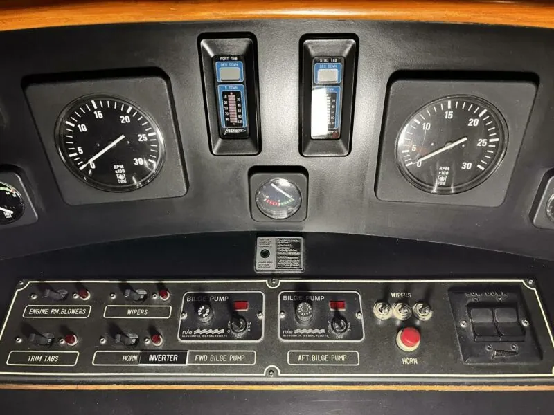 Slide: The Image of Hi-Star 48 Sundeck 1989 - 5914073