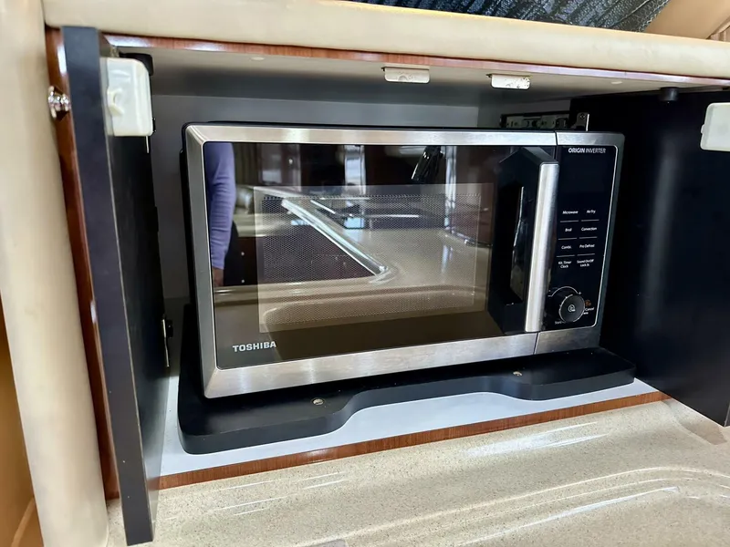 Slide: The Image of Sea Ray 48 LIFE IS GOOD TODAY - Galley 2002 Sea Ray 48 LIFE IS GOOD TODAY - 5917843