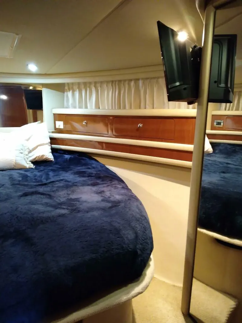 Slide: The Image of Sea Ray 48 LIFE IS GOOD TODAY - Master Stateroom 2002 Sea Ray 48 LIFE IS GOOD TODAY - 5918077