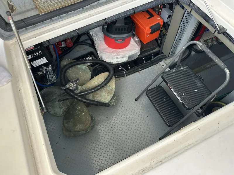 Slide: The Image of Sea Ray 48 LIFE IS GOOD TODAY - Engine Room 2002 Sea Ray 48 LIFE IS GOOD TODAY - 5917817