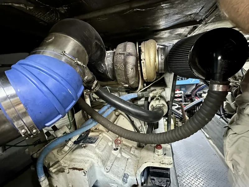 Slide: The Image of Sea Ray 48 LIFE IS GOOD TODAY - Engine Room 2002 Sea Ray 48 LIFE IS GOOD TODAY - 5917797