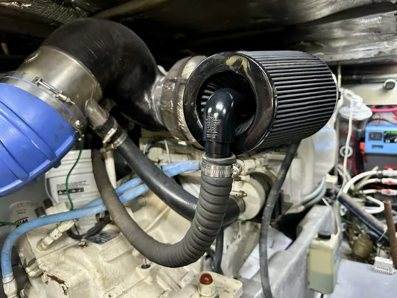 Slide: The Image of Sea Ray 48 LIFE IS GOOD TODAY - Engine Room 2002 Sea Ray 48 LIFE IS GOOD TODAY - 5917809