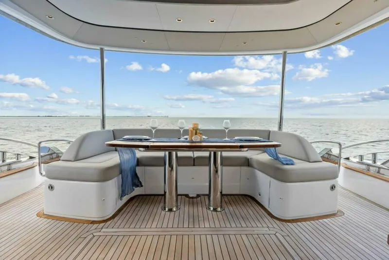 Slide: The Image of 2024 Princess Y72 Motor Yacht - 5914268