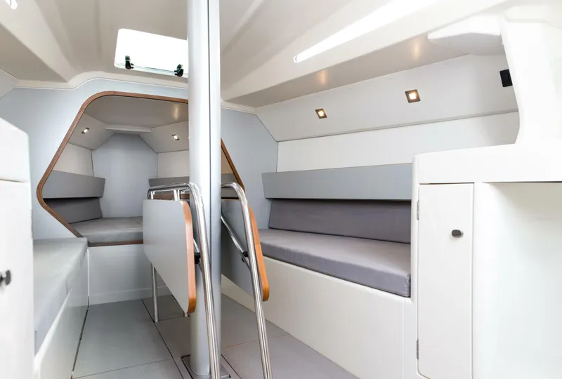 Slide: The Image of Italia Yachts 9.98 2026 - 5914406