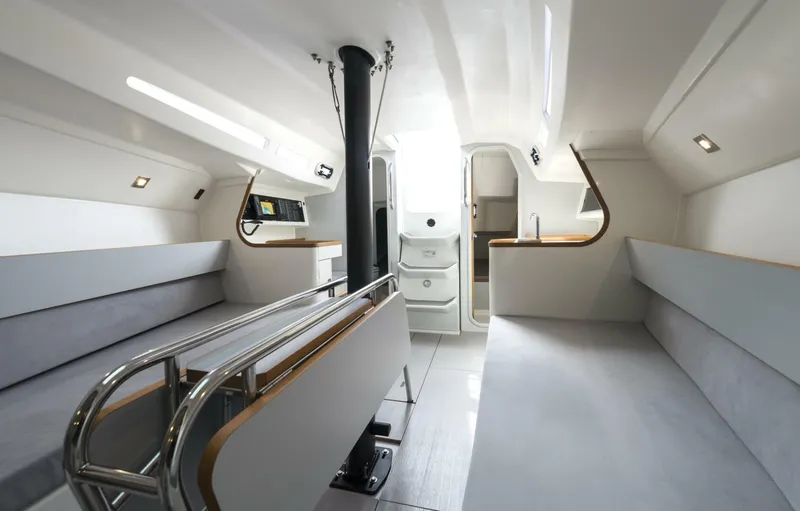 Slide: The Image of Italia Yachts 9.98 2026 - 5914408