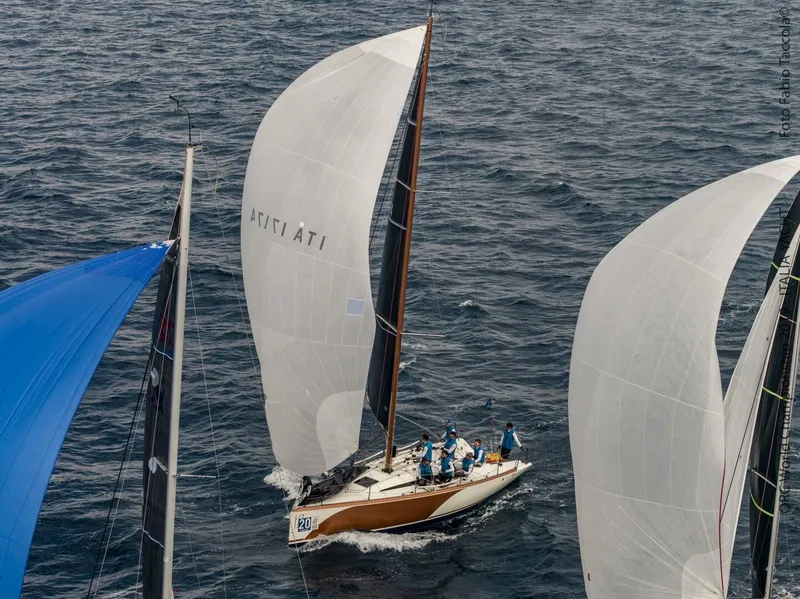 Slide: The Image of Italia Yachts 9.98 2026 - 5914415