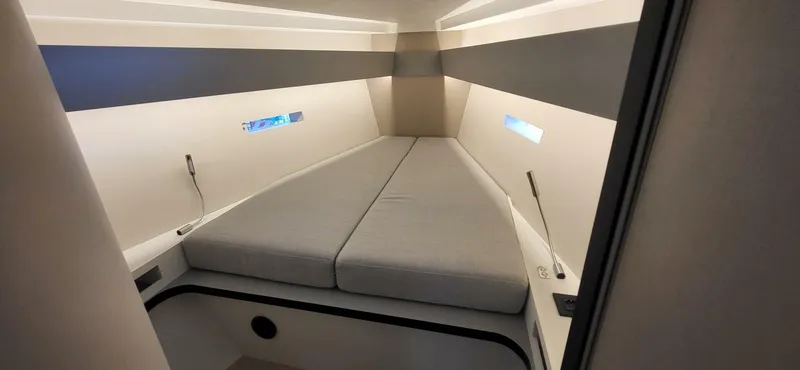 Slide: The Image of Italia 12.98 2026 - 5914502