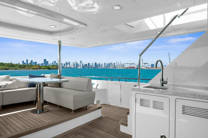 Slide: The Image of Ocean Alexander 32 L 2024 - 5914736