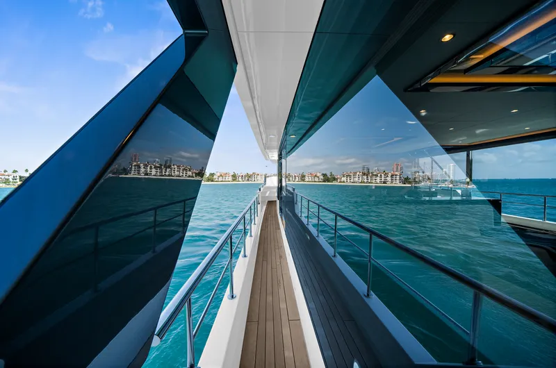 Slide: The Image of Ocean Alexander 32 L 2024 - 5914741