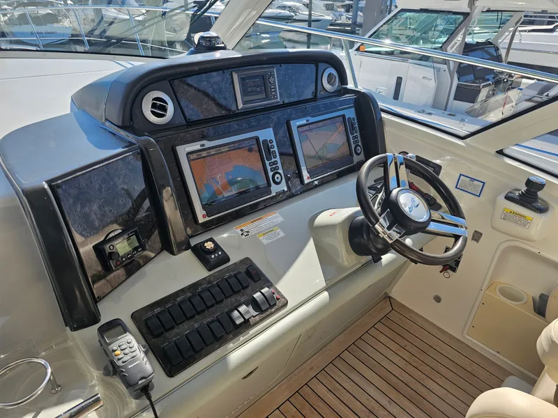 Slide: The Image of Sea Ray 50 SUNDANCER 2012 - 5914833