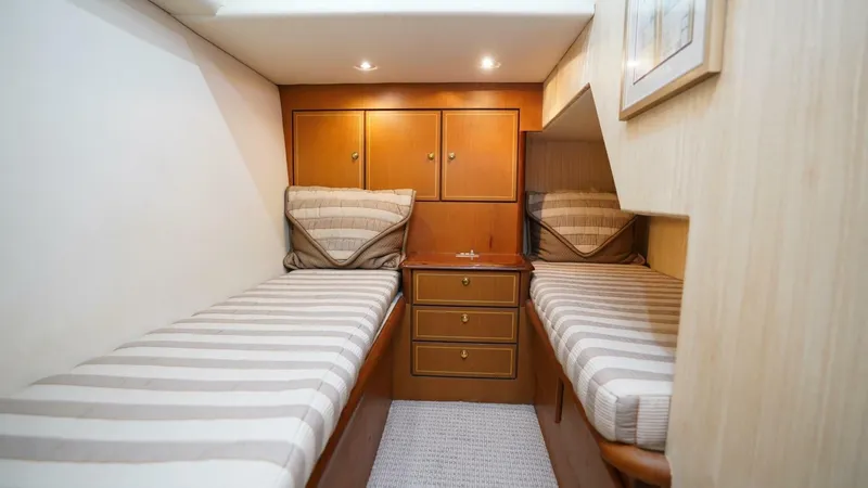 Slide: The Image of Ocean Yachts 50 2005 - 5934321