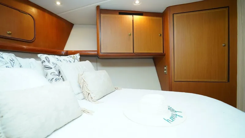 Slide: The Image of Ocean Yachts 50 2005 - 5934348