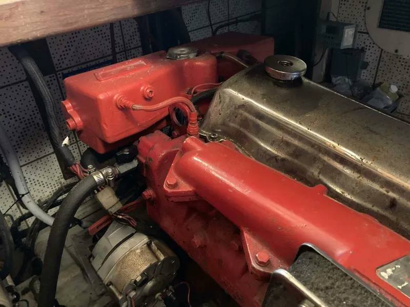 Slide: The Image of Heritage East Sundeck 36 1986 - 5914993