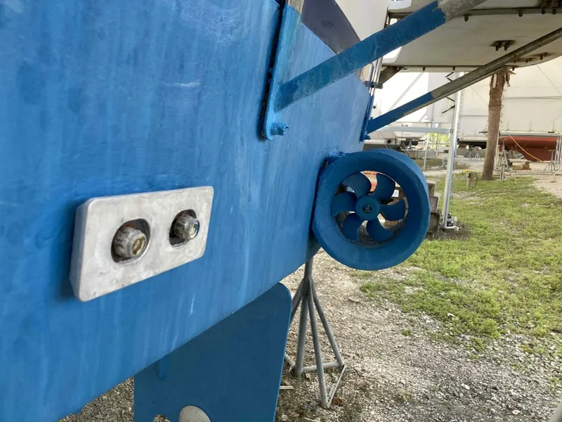 Slide: The Image of Heritage East Sundeck 36 1986 - 5914968