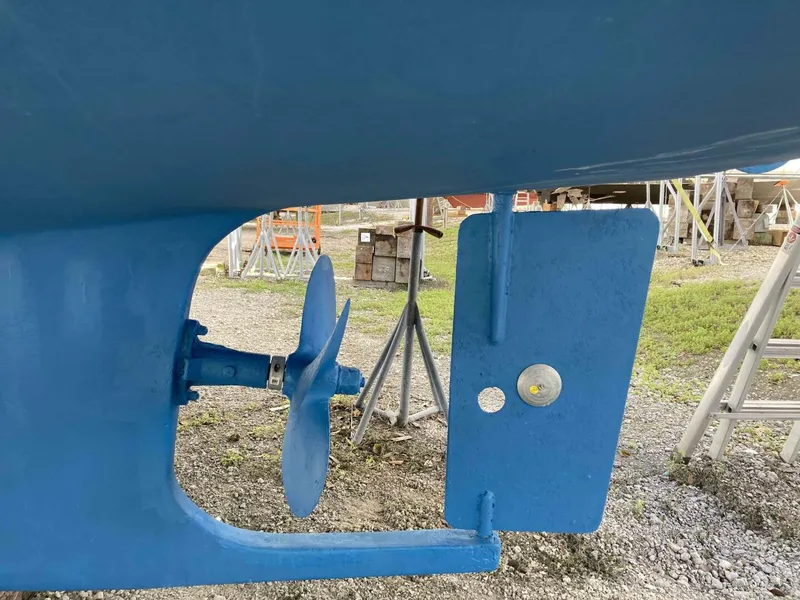 Slide: The Image of Heritage East Sundeck 36 1986 - 5914967