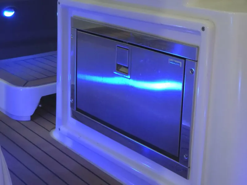 Slide: The Image of Cruisers Yachts 39 2008 - 5941765