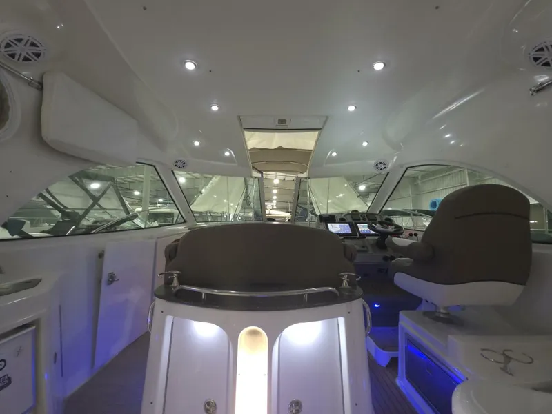 Slide: The Image of Cruisers Yachts 39 2008 - 5941767