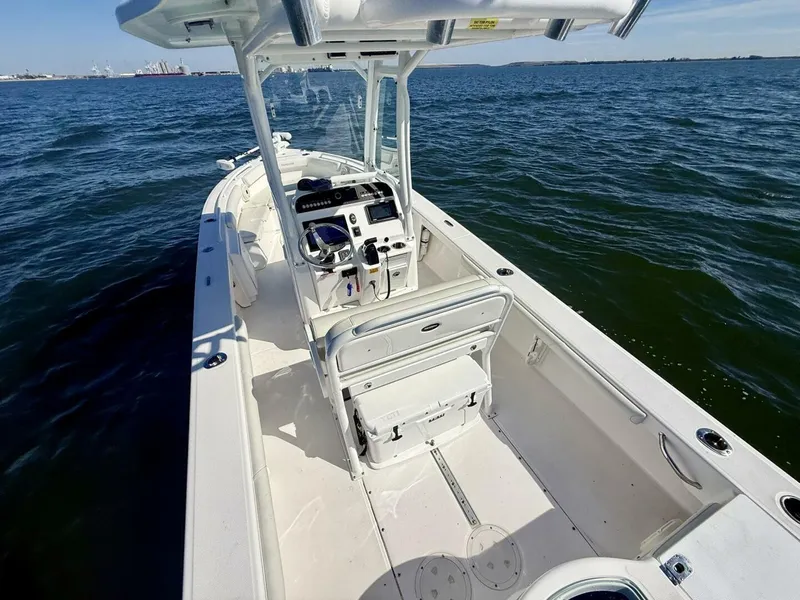 Slide: The Image of 2020 Everglades 243 CC - Stern - 5915401