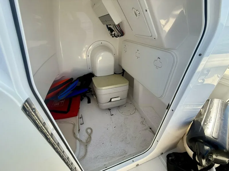 Slide: The Image of 2020 Everglades 243 CC  - 5915399