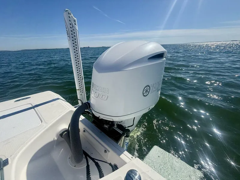 Slide: The Image of 2020 Everglades 243 CC - Outboard Engine - 5915372