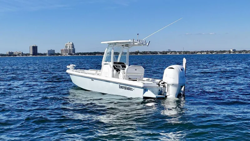 Slide: The Image of 2020 Everglades 243 CC - Profile - 5915369