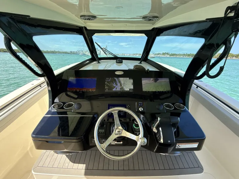 Slide: The Image of Scout 425 LXF 2021 - 5915875