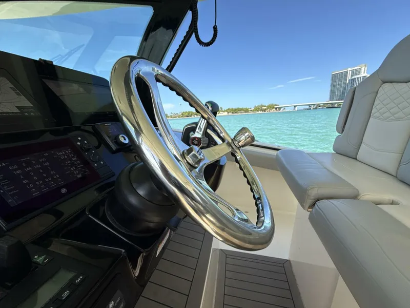 Slide: The Image of Scout 425 LXF 2021 - 5915883