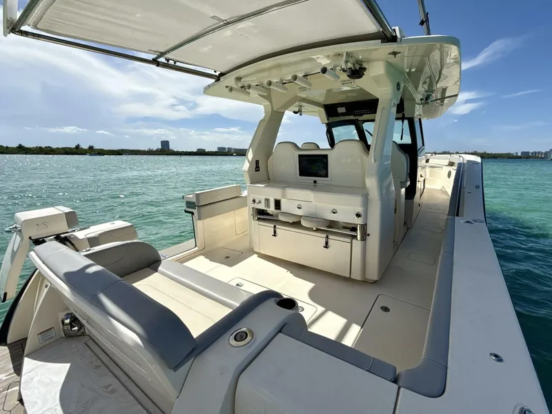 Slide: The Image of Scout 425 LXF 2021 - 5915884