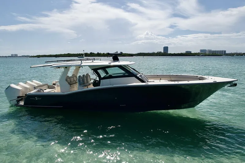 Slide: The Image of Scout 425 LXF 2021 - 5915904