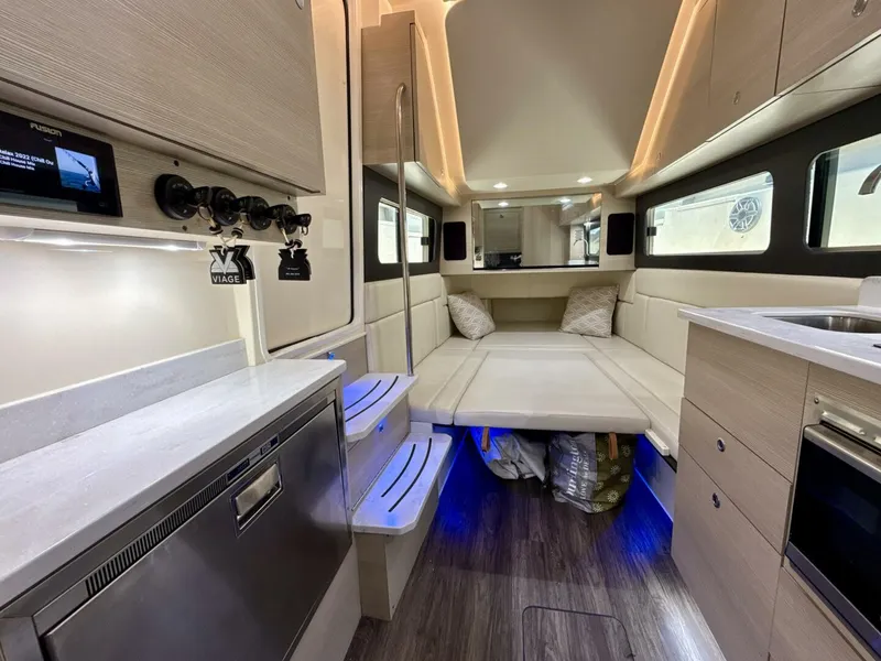 Slide: The Image of Scout 425 LXF 2021 - 5915846