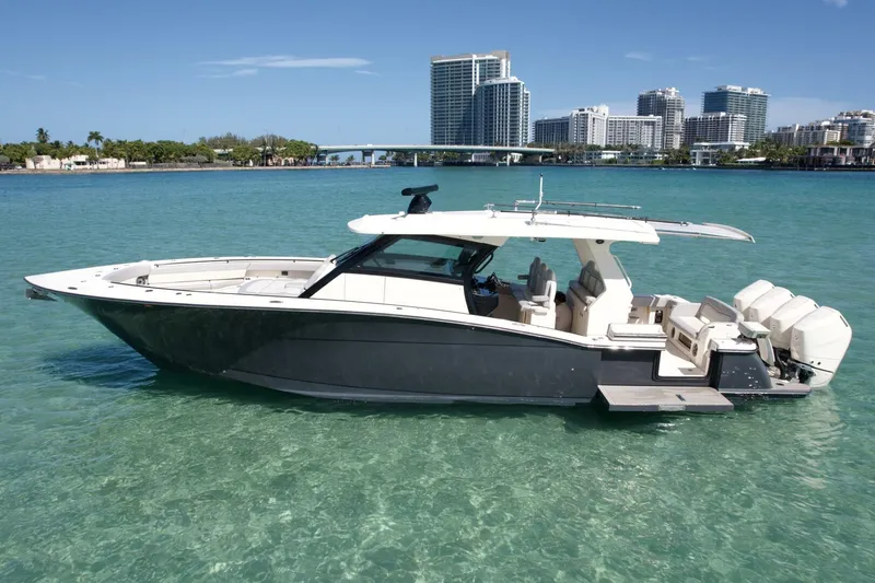 Slide: The Image of Scout 425 LXF 2021 - 5915923