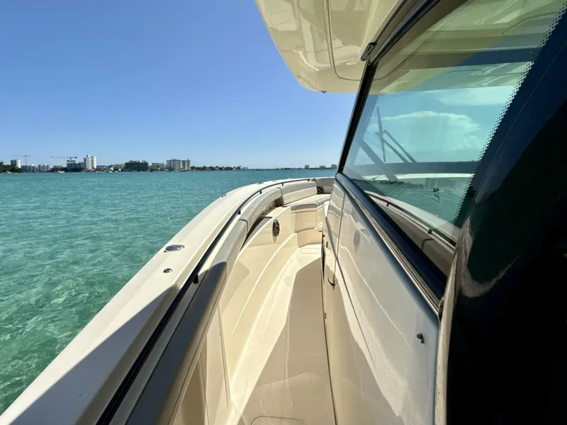 Slide: The Image of Scout 425 LXF 2021 - 5915851