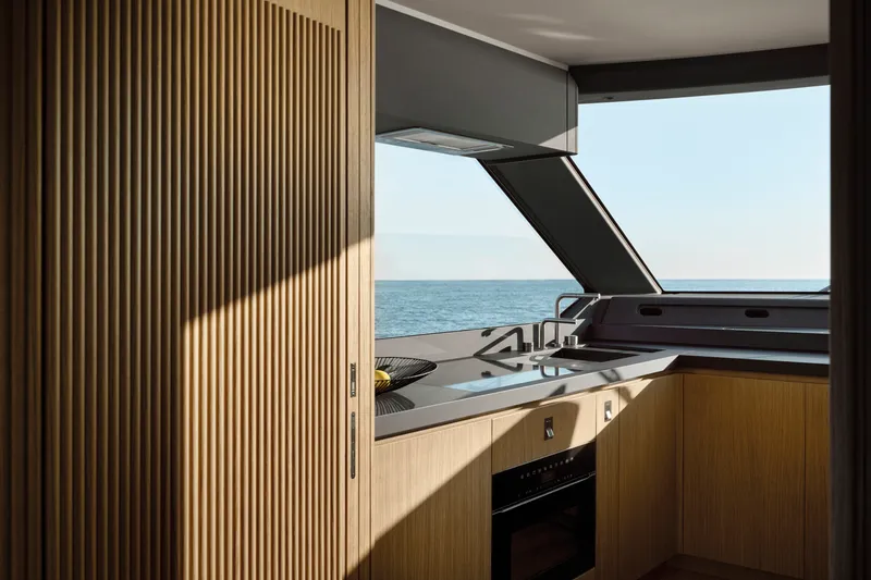 Slide: The Image of Azimut Seadeck 7 2026 - 5916145